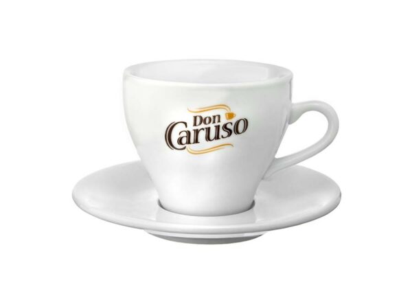 Porcelanowa filiżanka do espresso Don Caruso ze spodkiem na białym tle